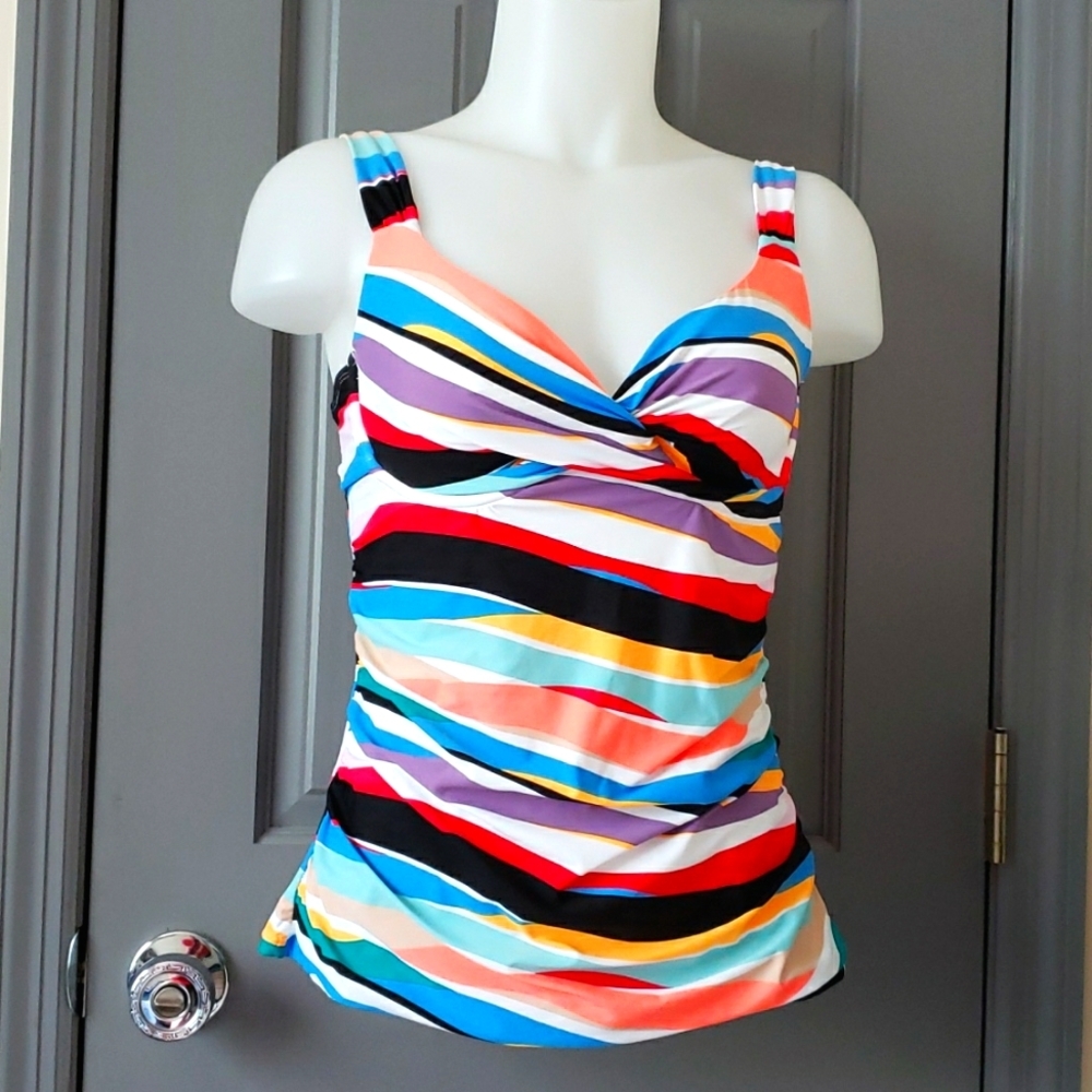 ANNE Cole  swimming top 34D